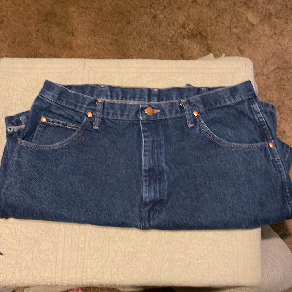 Mens Wrangler31MWZPW jeans - used like new 38 x 34